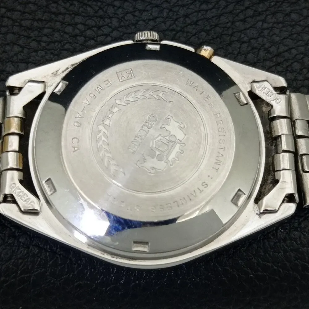 Vintage 1976 Orient Automatic Mens Silver Watch W/daydate & Silver accents